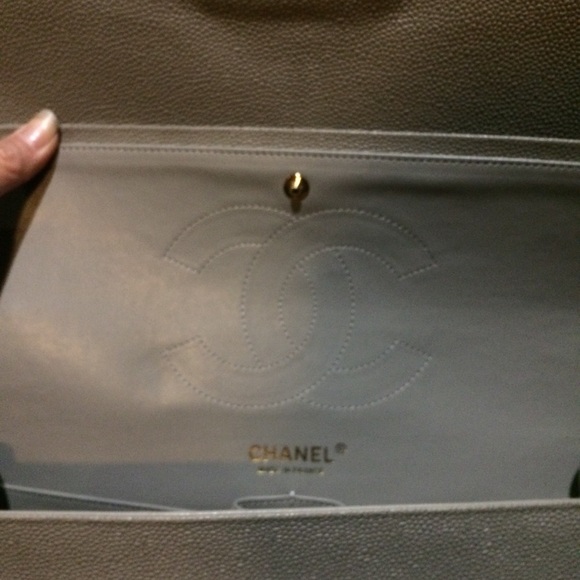 Sold - Picture 4 of 8